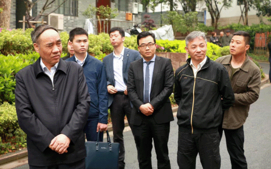 【動(dòng)態(tài)新聞】全國(guó)政協(xié)副主席一行視察白沙泉并購金融街區(qū)并蒞臨天堂硅谷